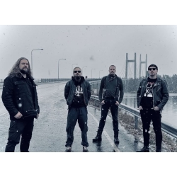 VAPAUDENRISTI - Paikalla! CD